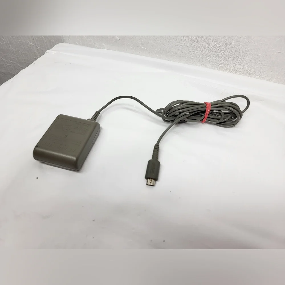 Authentic Nintendo DS Lite Wall Power AC Charger OEM Authentic, Nintendo DS Lit